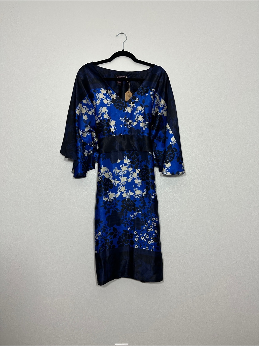 Signature by Robbie Bee Royal Blue and Black Floral Midi Dress